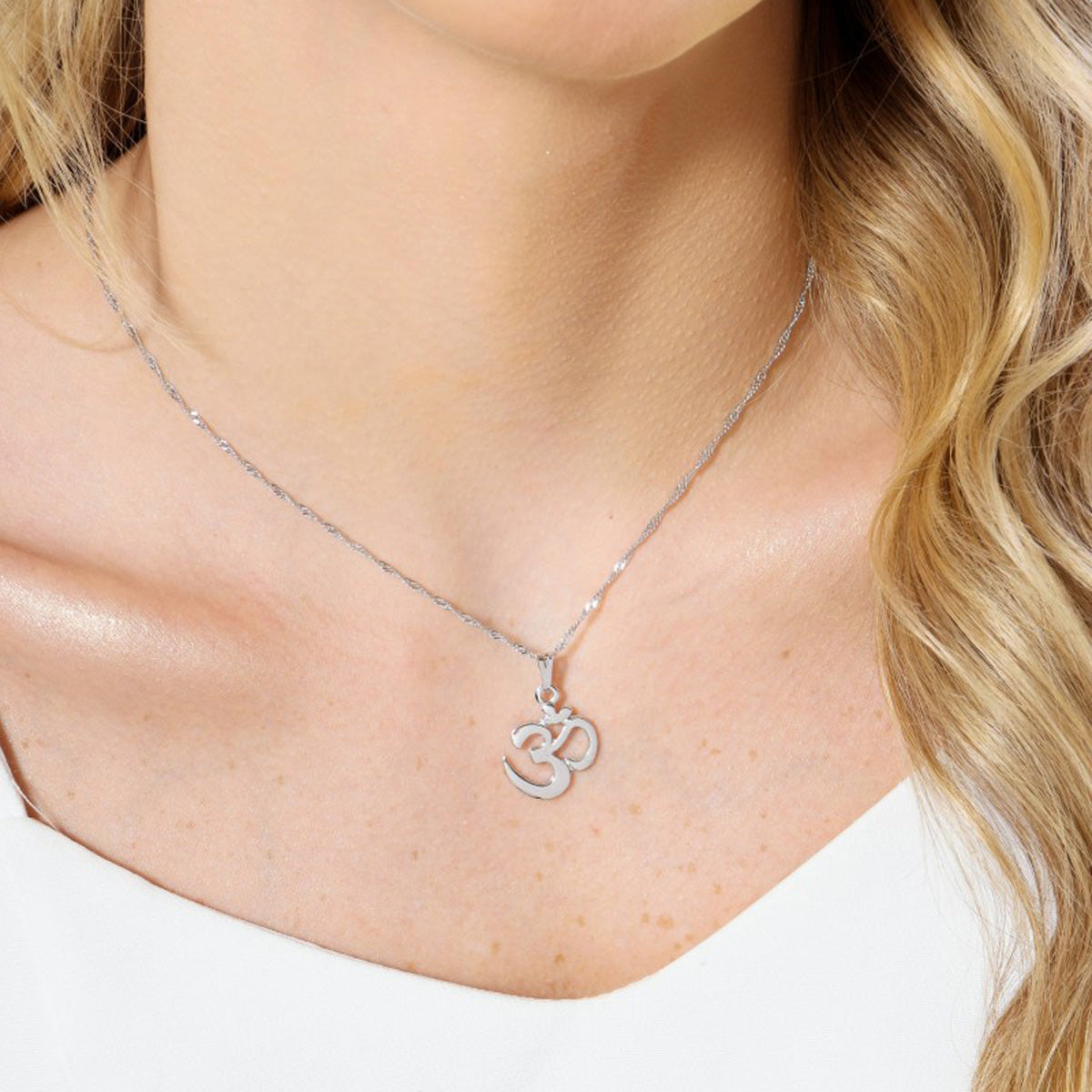 Om Symbol Necklace (Silver)