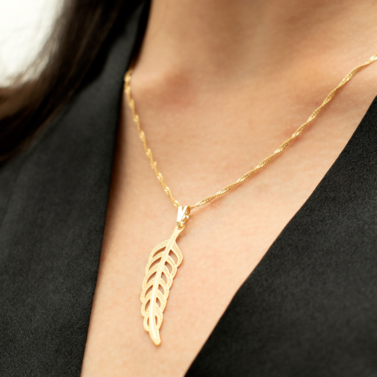 Angel Feather Necklace (Gold)