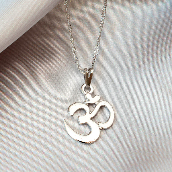 Om Symbol Necklace (Silver)