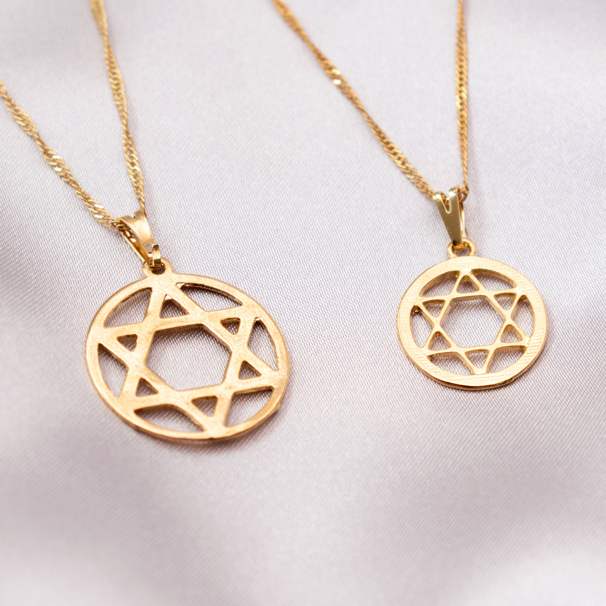 Star of David Necklace (Gold)